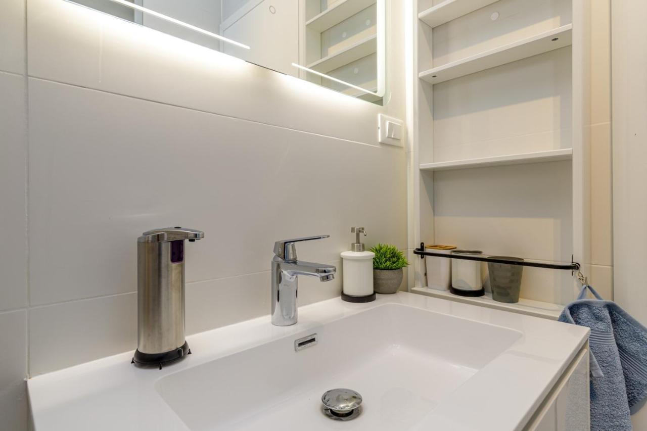 Sabena Apartment With Private Whirlpool Poreč Buitenkant foto